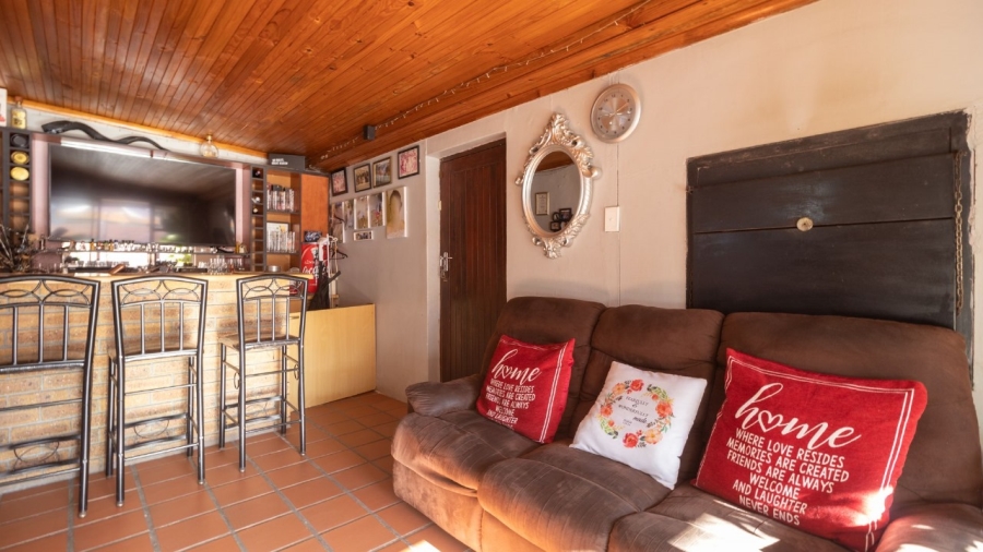 3 Bedroom Property for Sale in Highbury Western Cape